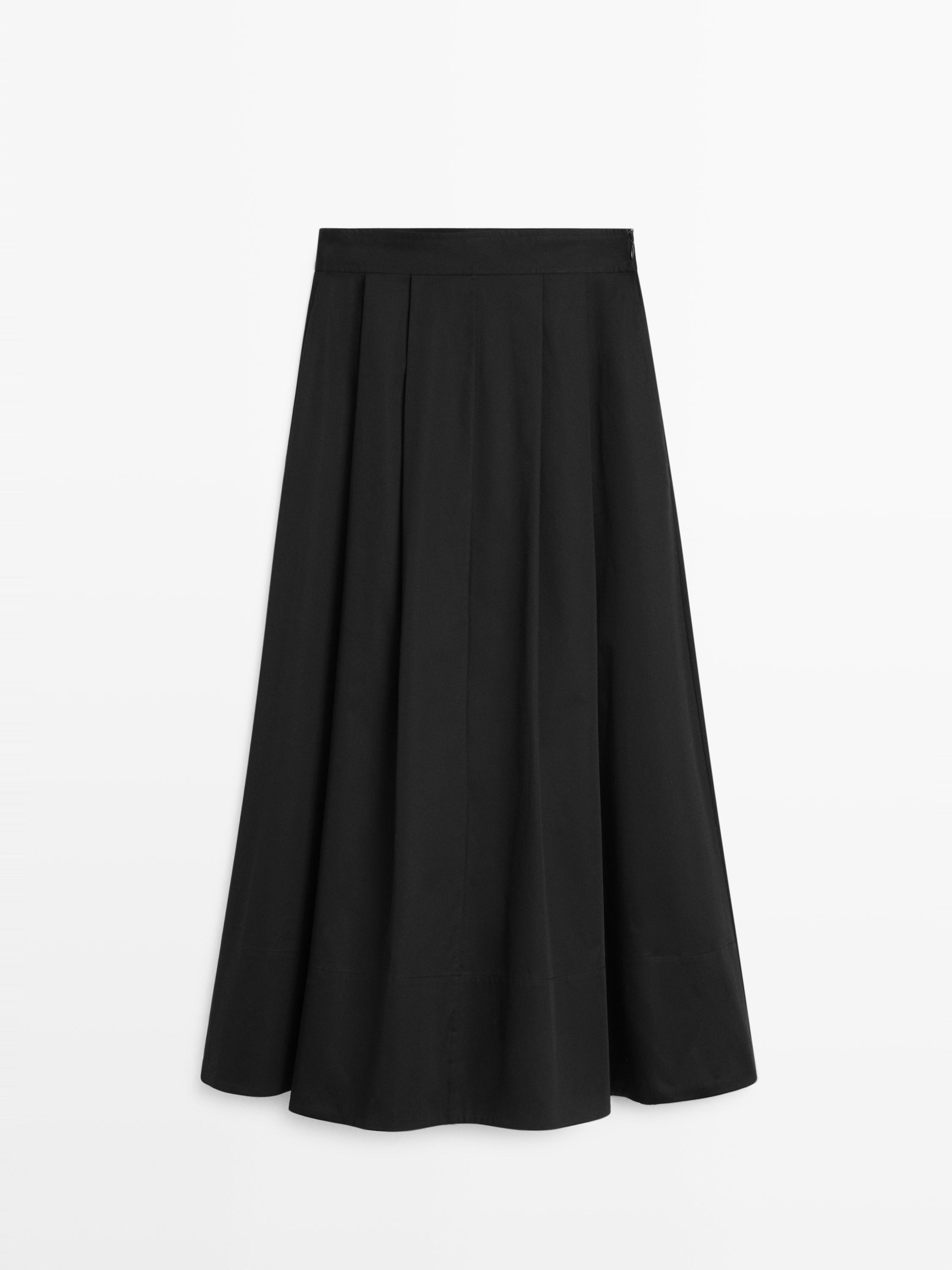 Midi skirt with box pleats